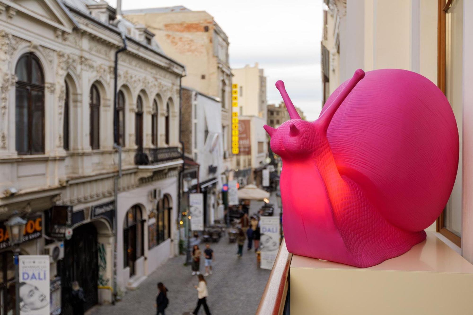 Old Town Snail Design Apartments Bucharest Exterior photo